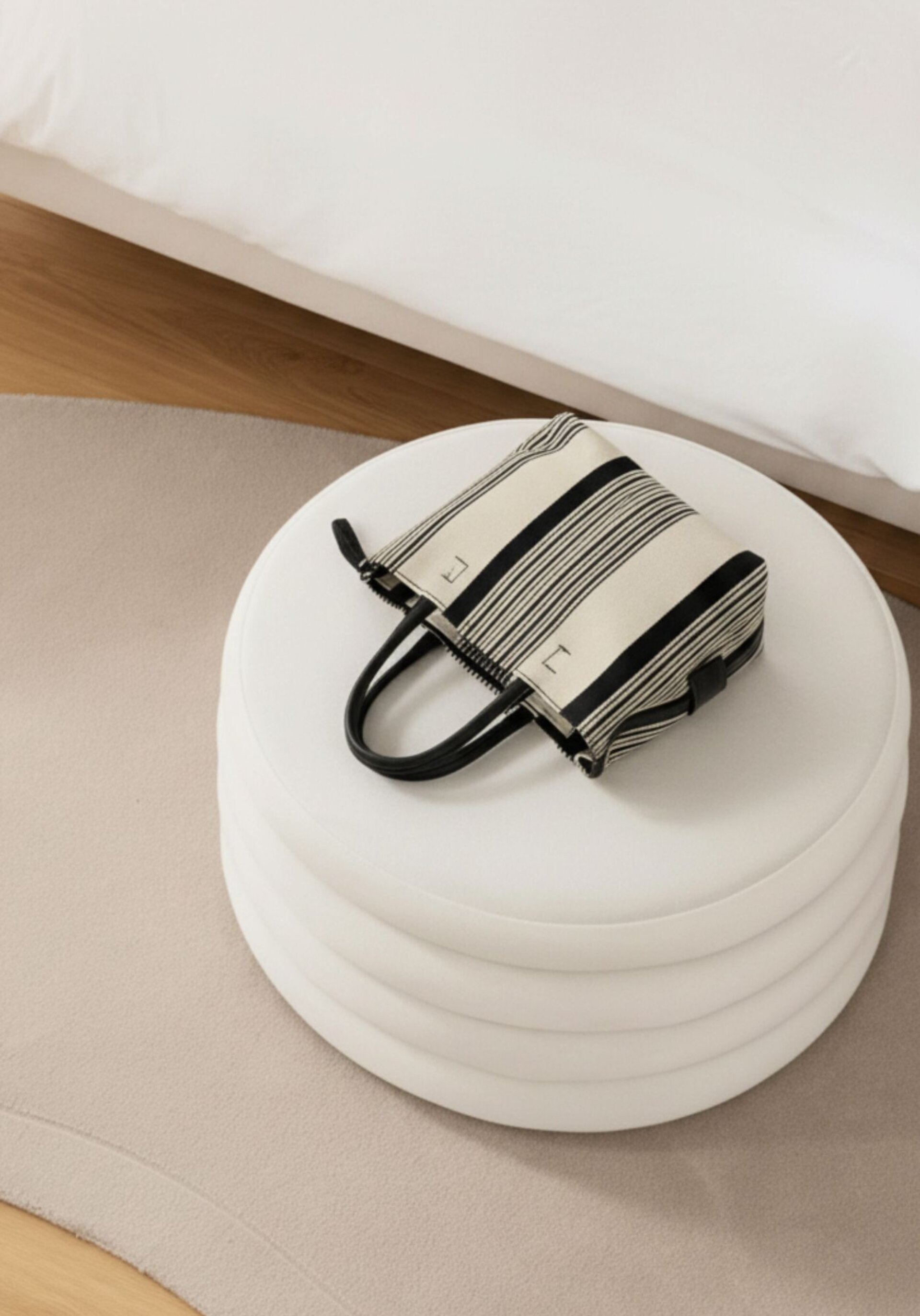 Bolso tote tejido líneas B&W - 2