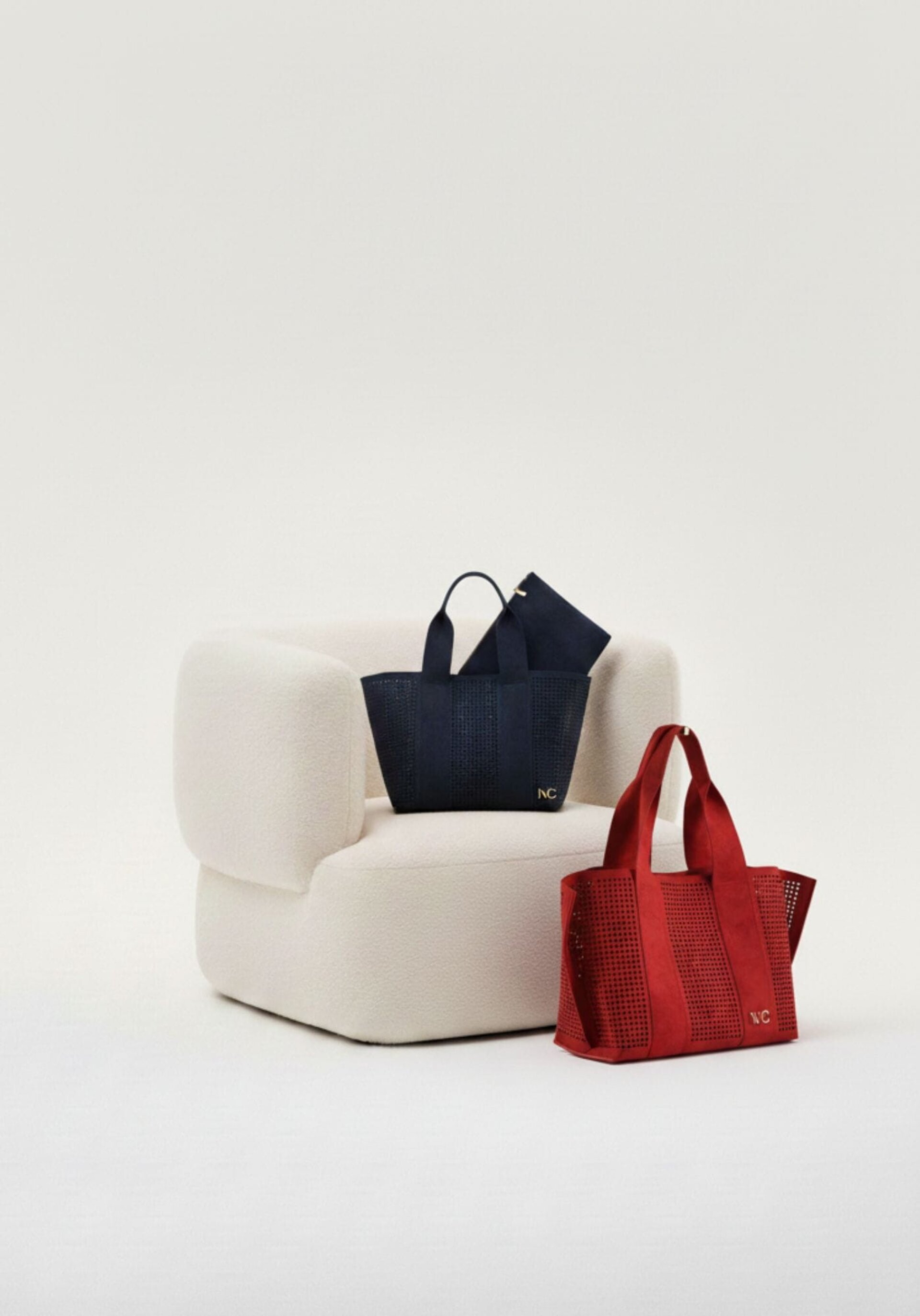 Bolso shopper antelina calada Noco Marino - 2