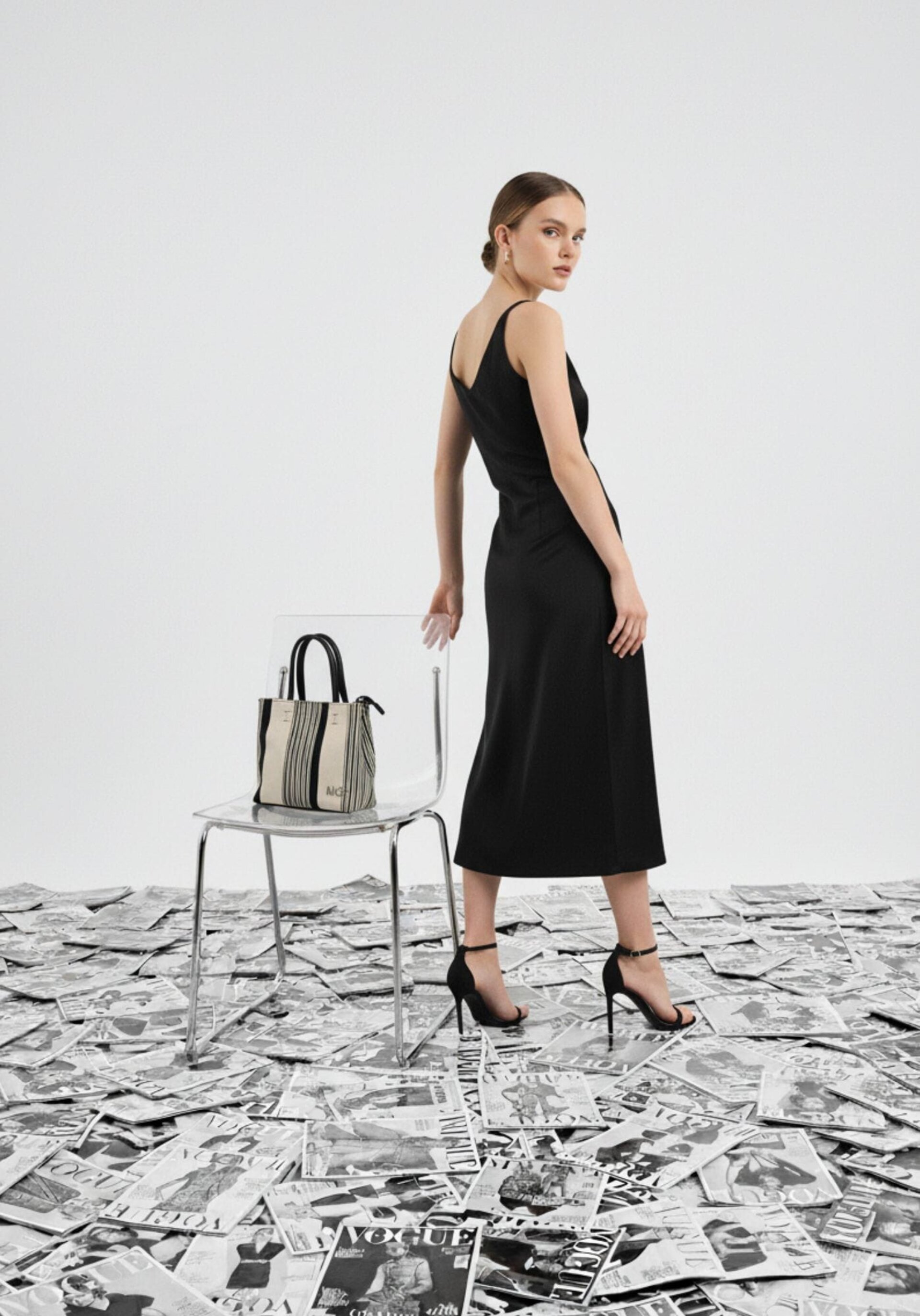 Bolso tote tejido líneas B&W - 4